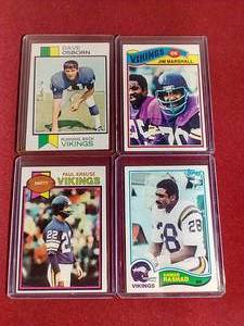 lot 134 image: (4) Vintage Vikings Cards - Legends