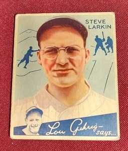 lot 152 image: 1934 Goudey Steve Larkin Card - Lou Gehrig Note