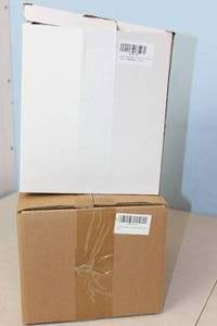 lot 5 image: CHICHIC Realistic Halloween Skull Decoration and Christmas Inflatable Candy Decoration - New Opened