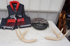 lot 51 image: HuntingFishing...Stearns Life Jacket, Antlers and Camouflage Tube()