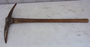 lot 91 image: AntiqueVintageHank Tool...Pick Axe