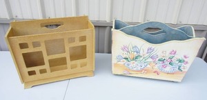 lot 131 image: House Wares...Magazine Racks