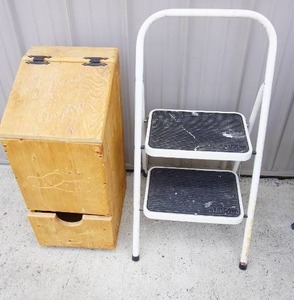 lot 201 image: HouseholdFurniture...Stepstool, Wood Tater Bin of RagsTowels