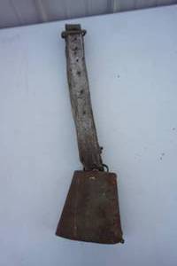 lot 222 image: AntiqueVintageLeather Strapped Animal Cow Bell