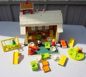 lot 238 image: AntiqueVintageCollectableToys...1971 Fisher-Price Little People Play Family School House #923 Playground Etc.