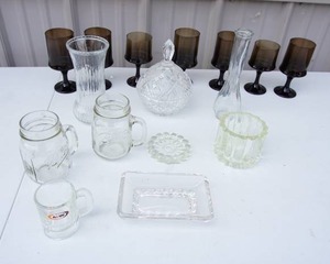 lot 263 image: CollectableGlassware...Retro Tawny Smoked Glass Stemware Flared Water Glasses Goblets Etc.