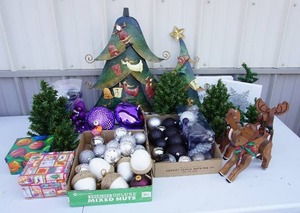 lot 310 image: Home EssentialsDecorHoliday...Winter and Christmas Tabletop Decorations