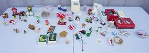 lot 313 image: Home EssentialsDecorHoliday...Christmas Tree Ornaments Decorations