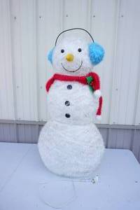 lot 315 image: Home EssentialsDecorHoliday...Outdoor Indoor Lighted Snowman