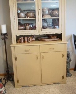 lot 353 image: AntiqueVintageFurnitureKitchenDining...Two-Piece Hutch Painted Farm House Yellow