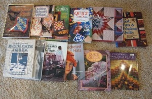 lot 385 image: BooksMagazines...Quilting