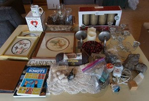 lot 390 image: Miscellaneous...Home Decor Etc.