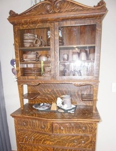 lot 405 image: AntiqueVintageFurniture...Antique Quarter-Sawn Oak Kitchen Cupboard