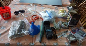 lot 425 image: Miscellaneous...Turtle Wax Window Squeegee, Tape Measure, Pyrex Measuring Cups for Outdoor Use(Oil) Etc.