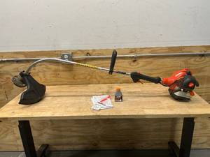 lot 2 image: ECHO 21.2 cc Gas 2-Stroke Curved Shaft String Trimmer with Rapid-Loader Trimmer Head