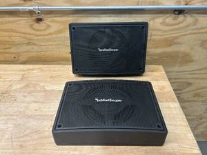 lot 66 image: ROCKFORD FOSGATE Lot of 2- PS-8 Punch Single 8 Amplified Loaded Enclosures