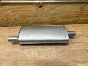 lot 71 image: WALKER EXHAUST 18101