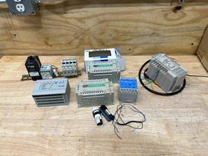 lot 73 image: Lot of Miscellaneous Electronics Components