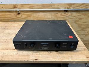 lot 80 image: FURMAN Elite-15 PFi Power line conditioner and surge protector