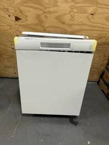 lot 55 image: HOTPOINT 24 in. Built-In Tall Tub Front Control Dishwasher with One Button in White, 60 dBA