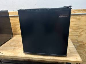 lot 148 image: SEASONS 1.7 Cu. Ft. Compact Refrigerator All-Fridge (Black)