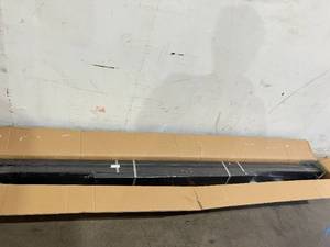lot 146 image: Woozuro 18 Inch Black Metal Twin Size Bed Frame with Headboard