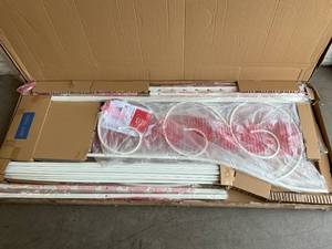 lot 201 image: DHP Victoria Whiote Metal Full Size Daybed