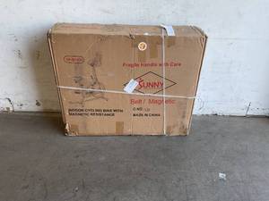 lot 205 image: Sunny Health & Fitness Indoor Cycling Bike