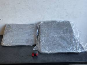 lot 287 image: Lot of 2 Grey Wedge Pillows