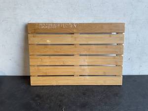 lot 289 image: Purbambo Natural Bamboo Bath Mat