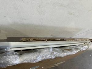 lot 323 image: BELABB Extra Wide White Tension Baby Gate