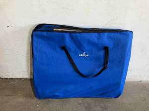 lot 327 image: Zampa 68 x 68 inch Portable IndoorOutdoor Pet Playpen with Carrying Case