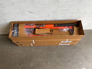 lot 28 image: LOT OF 11. Proxima Wood Split Axe with 33 in Anti-Slip Handle, 4.5 lbs
