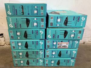 lot 67 image: LOT OF 10 TP-LINK Wireless Dual-Band Gigabit Routers