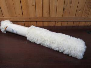 lot 41 image: Comfort Bay Shag Area Rug - Cream