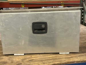 lot 13 image: Aluminum Battery  Hydraulic Reservoir Containment Box For Commercial Truck  Trailer