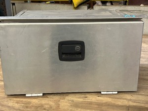 lot 12 image: Aluminum Battery  Hydraulic Reservoir Containment Box For Commercial Truck  Trailer