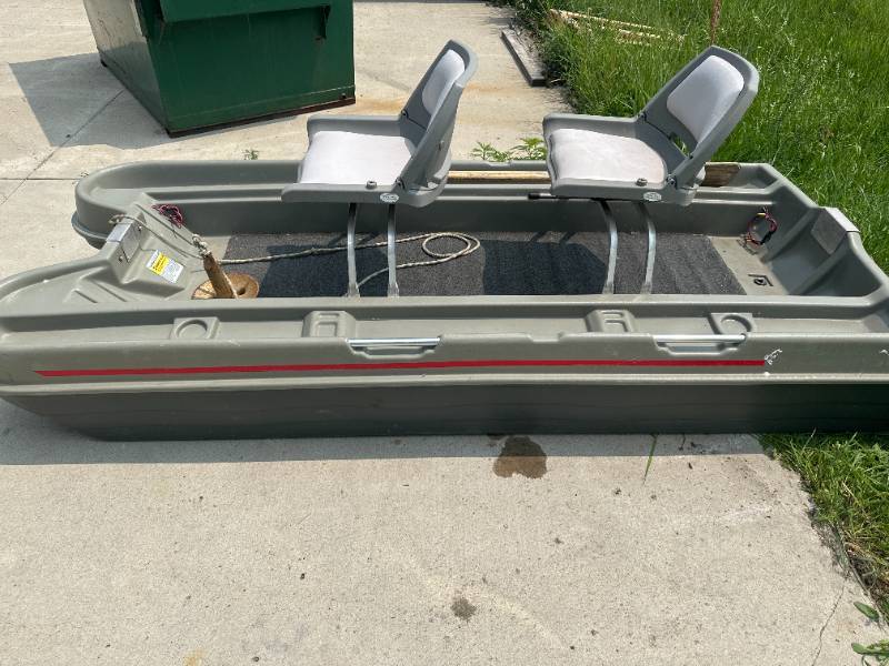Bass Hunter Boat (4 foot by 9 foot long)
