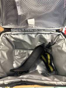 lot 4 image: New Maxcold Igloo Cooler