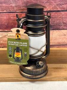 lot 14 image: New Flicker Flame Hurricane Lantern
