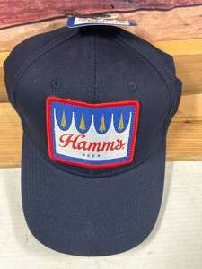 lot 19 image: New Hamms Beer Hat