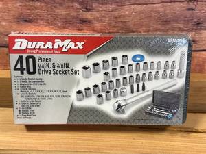 lot 32 image: New 40pc Duramax Socket Set