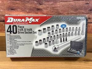 lot 33 image: New 40pc Duramax Socket Set