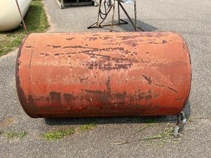 lot 28 image: FUEL BARREL NO RESERVE