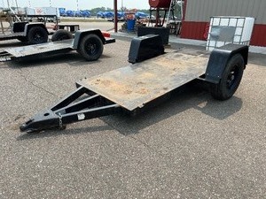 lot 30 image: MIDSOTA 4 x 9 5200# AXLE TRAILER NO RESERVE