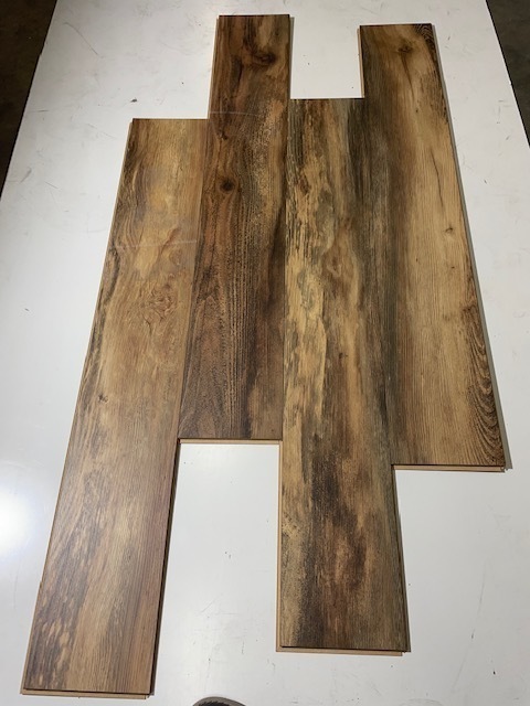 331 SF of Mohawk Water Resistant Easy Install Laminate Flooring - 7.5x48x8mm - ZZ