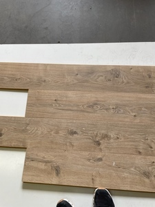 353 SF of Premium Water Resistant Laminate Flooring - 7.5x47 - P