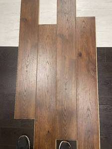 389 SF of Water Resistant Easy Install Laminate Flooring -7.5 x54x10mm - H