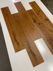 368 SF of HIGH END Gingham Oak Engineered Hardwood Flooring - Hickory 38x7x48  - WN