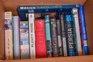 lot 61 image: Box of Cookbooks